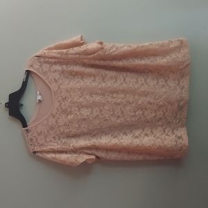 Boutique brand 1x pale pink lace blouse